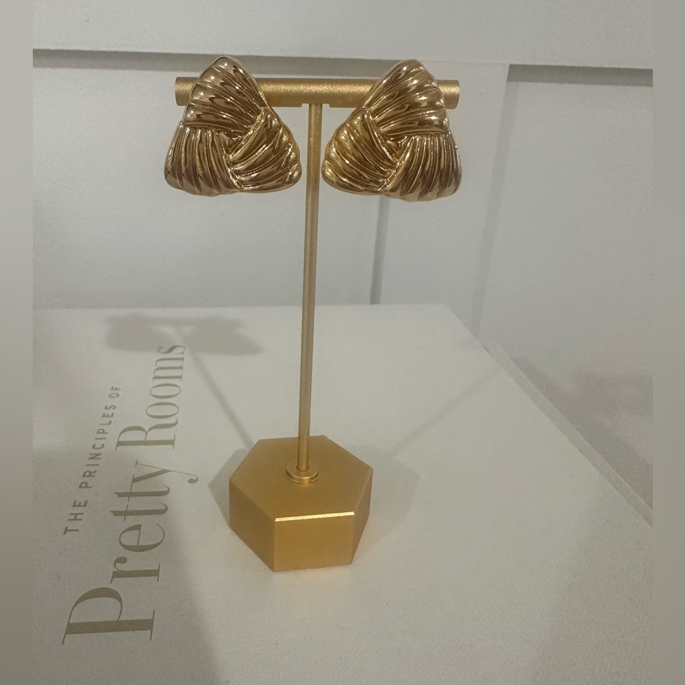 Heaven Mayhem Tri Gold Earrings